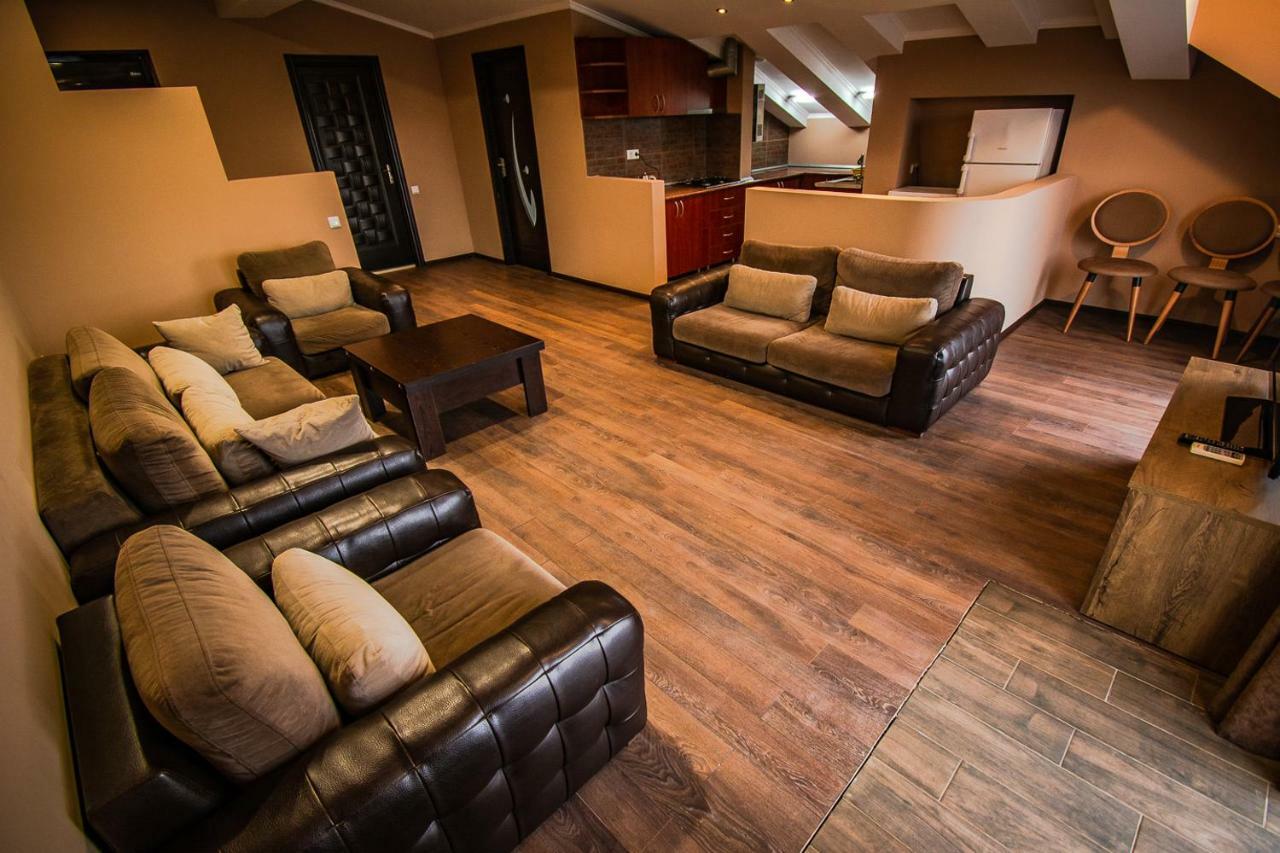 Daros Apartment Батумі Екстер'єр фото