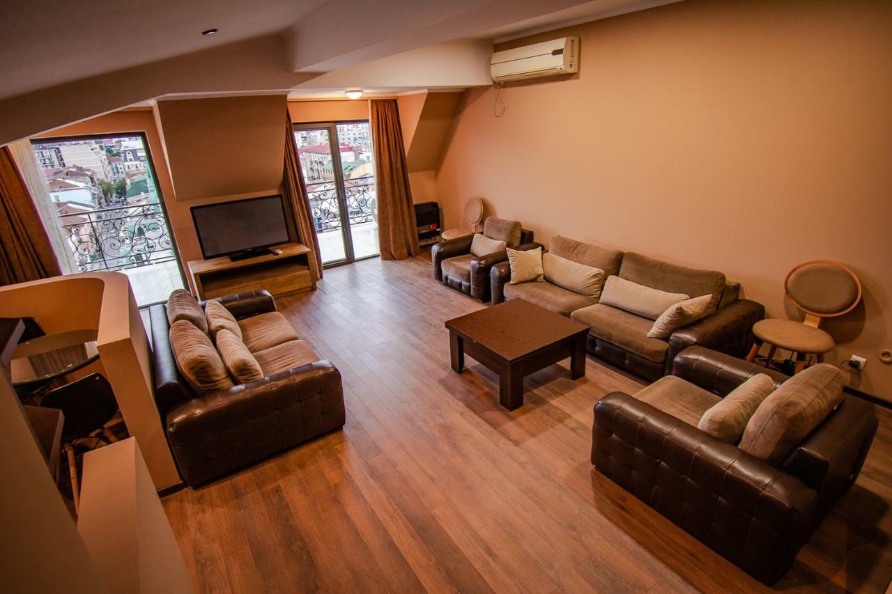 Daros Apartment Батумі Екстер'єр фото